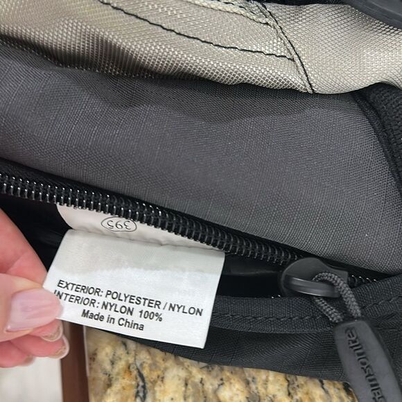 Samsonite Black And Gray Padded Zipper Pockets Travel Backpack - Picture 6 of 9